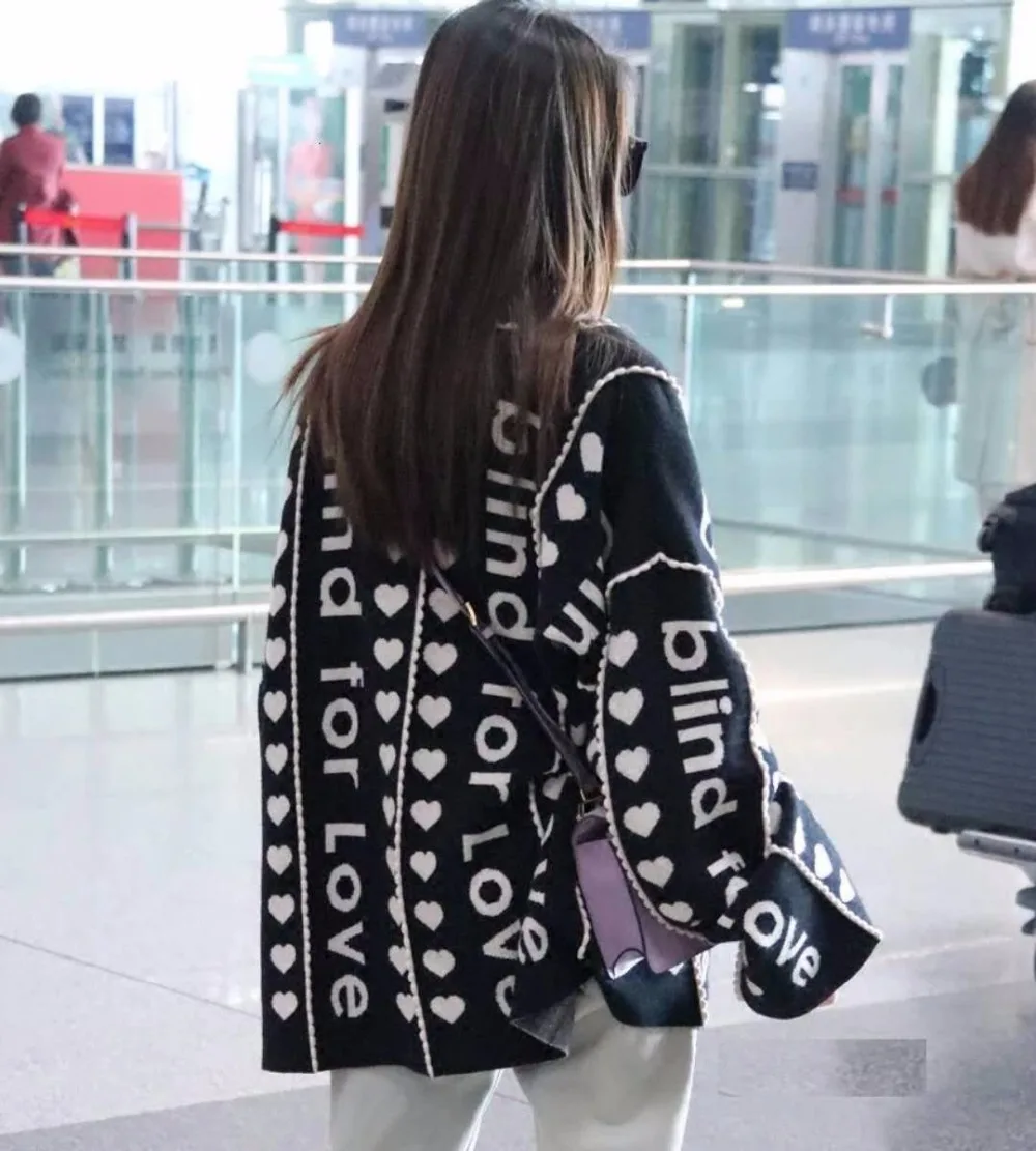 Свободные большие вязаные кардиганы свитер с надписью love открытым штиком пальто