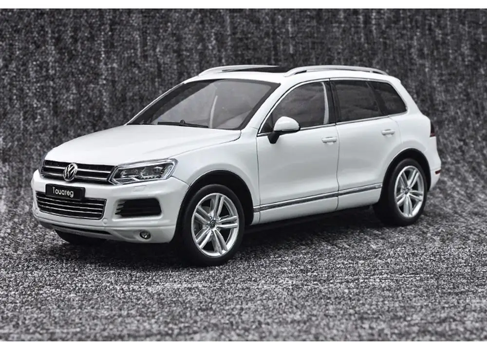1/18 масштаб VW Volkswagen Touareg SUV белый Литье под давлением модель автомобиля игрушка GT Autos