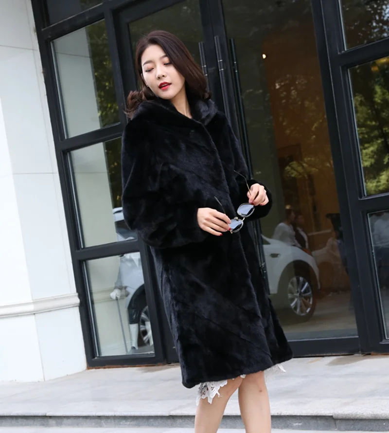 Шуба женская зимняя из натурального меха норки с капюшоном 90 см | Женская одежда