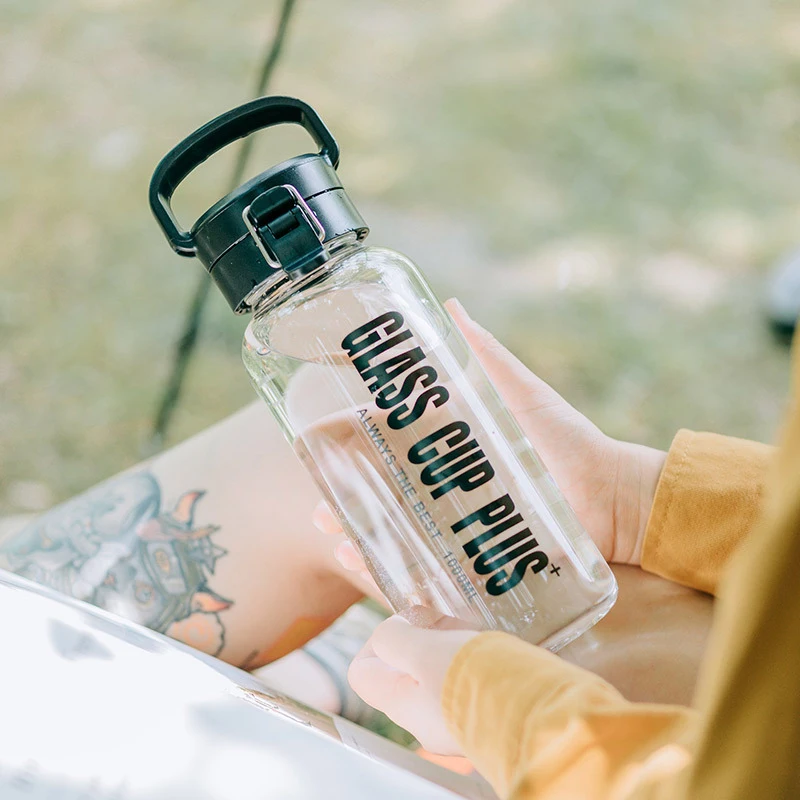 

Large capacity portable glass water bottle 0.6L 1L 1.5L 2L sports camping cycling water bottle fashion heat-resistant bottle