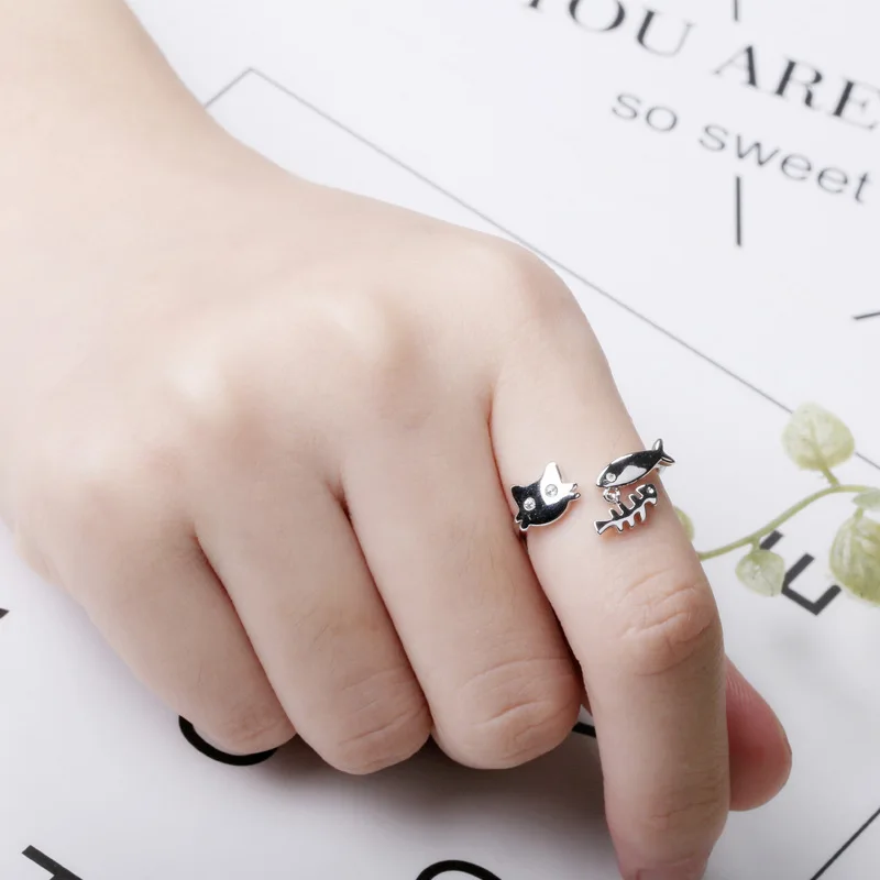 

Charm Adjuestable Size Zircon Cute Cat and Fish Silver Plated Rings Date Girl Jewelry 2021 Gift