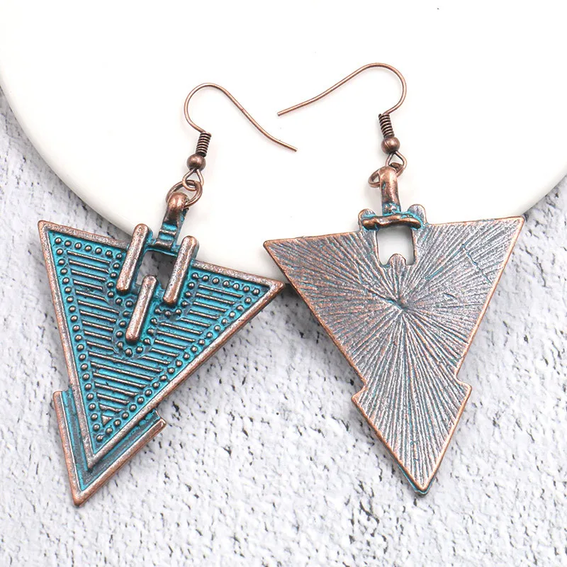 Богемные этнические треугольные серьги со стрелками ярь Медянка медные зеленые