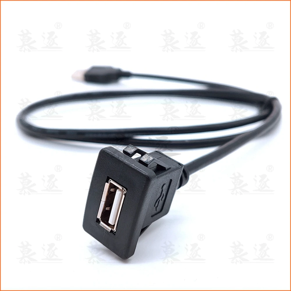 Фото USB-удлинитель AUX для скрытого монтажа на панели для автомобиля, грузовика, лодки, мотоцикла, приборной панели (квадратная головка) №1