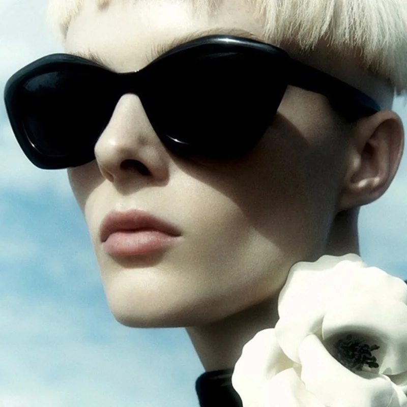 

Hot Sunglasses Women Popular Brand Designer Retro Men Summer Style Sun Glasses Fashion Square Sunglasses Women Designer Luxury
