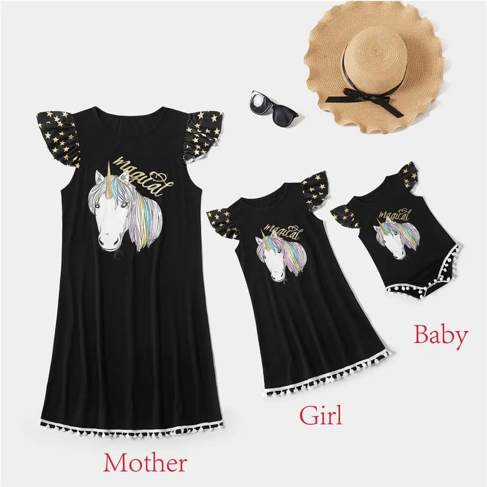 

Monther/платья для девочек; Одежда для мамы и дочки; Одинаковые комплекты для семьи; Одежда в полоску без рукавов для всей семьи