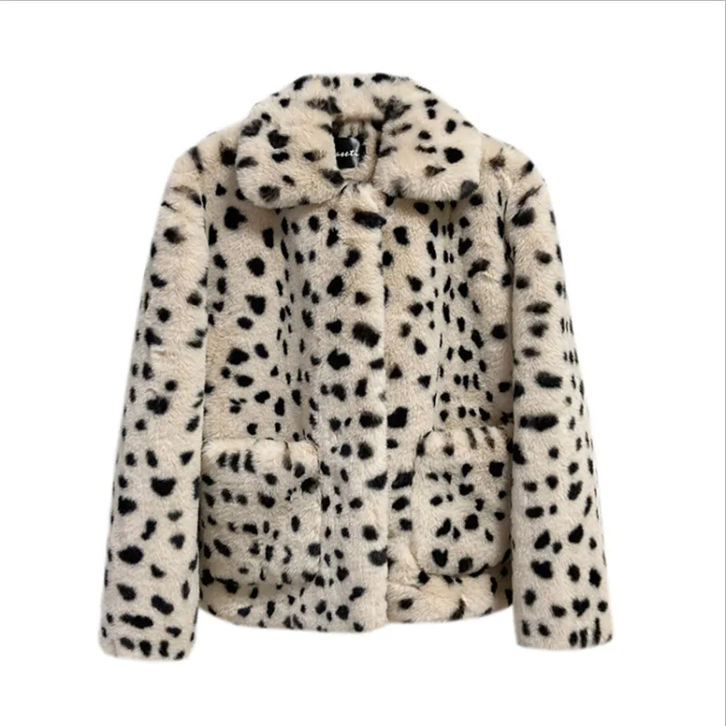 2022 Women Winter New Fashion Leopard Faux Fur Coat Korean Lapel Long Sleeve Short Loose Warm lambswool Fur Jacket Female H1869
