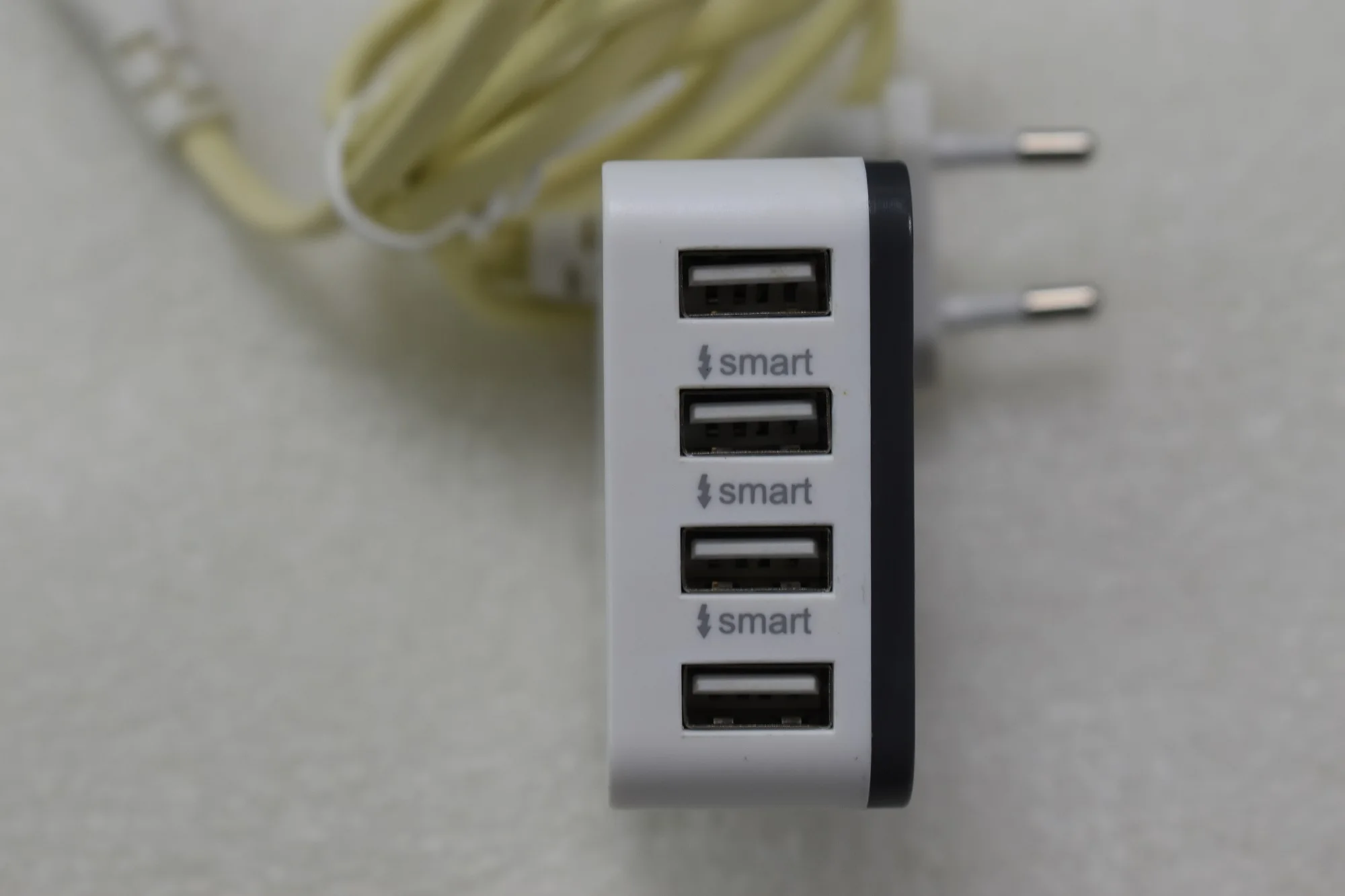 

Four Port USB Charger Home Wall AC Charger USB Power Adapter for iPhone, iPad, Mobile Phone.iPod,MP3,PDA,Bluetooth Speaker