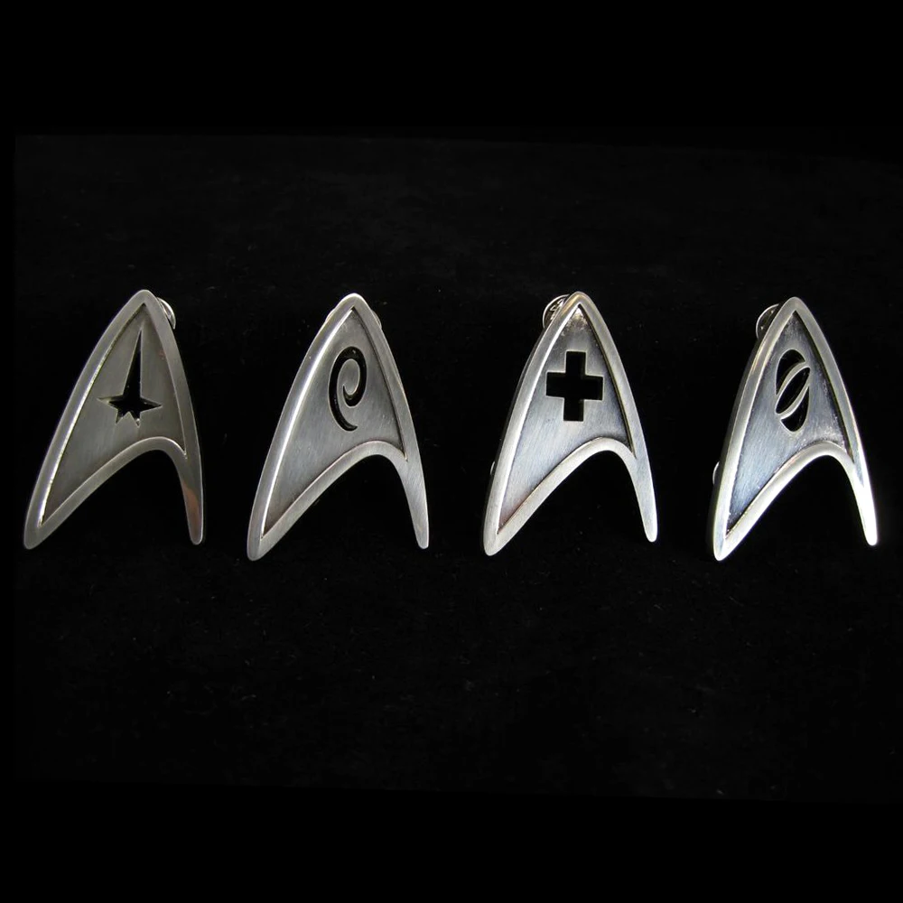 Рисунок 2 - Значок командного отдела звездного костюма