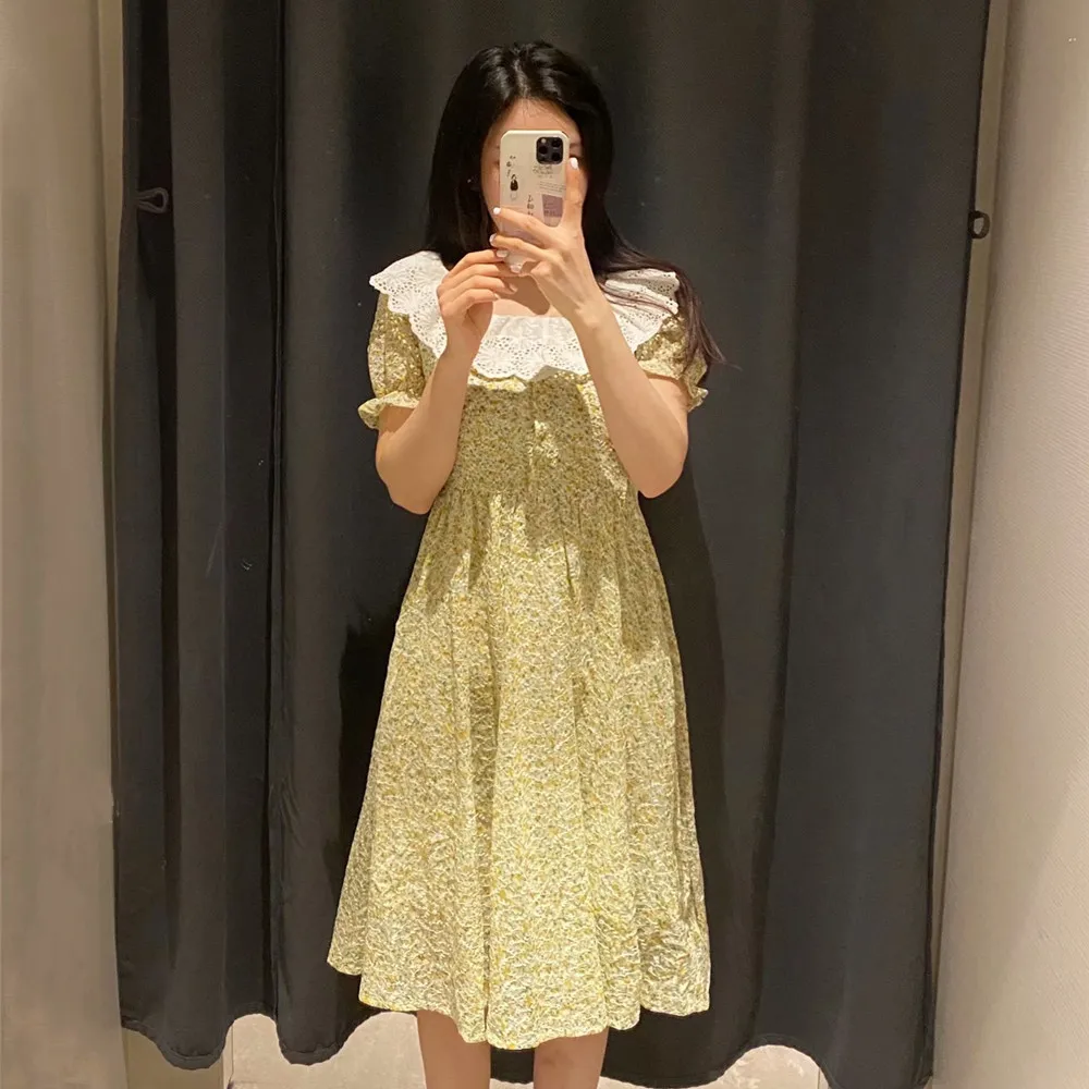 

2021 new floral Lotus collar dress women's bubble sleeve pleated skirt slim elegant dress