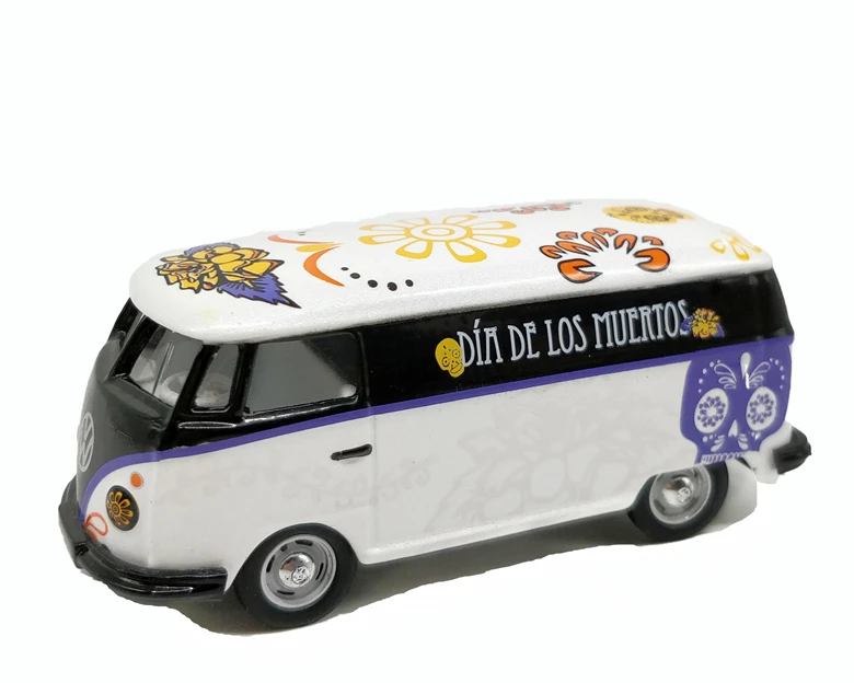 TYPE 2 MUERTOS 2019 1: 64 зеленый свет Dodge Ramcharger PONTIAC chely Shelby GT350 Ford Nissan команда GMC Vandura литой модельный автомобиль - Цвет: TYPE 2 MUERTOS 2019
