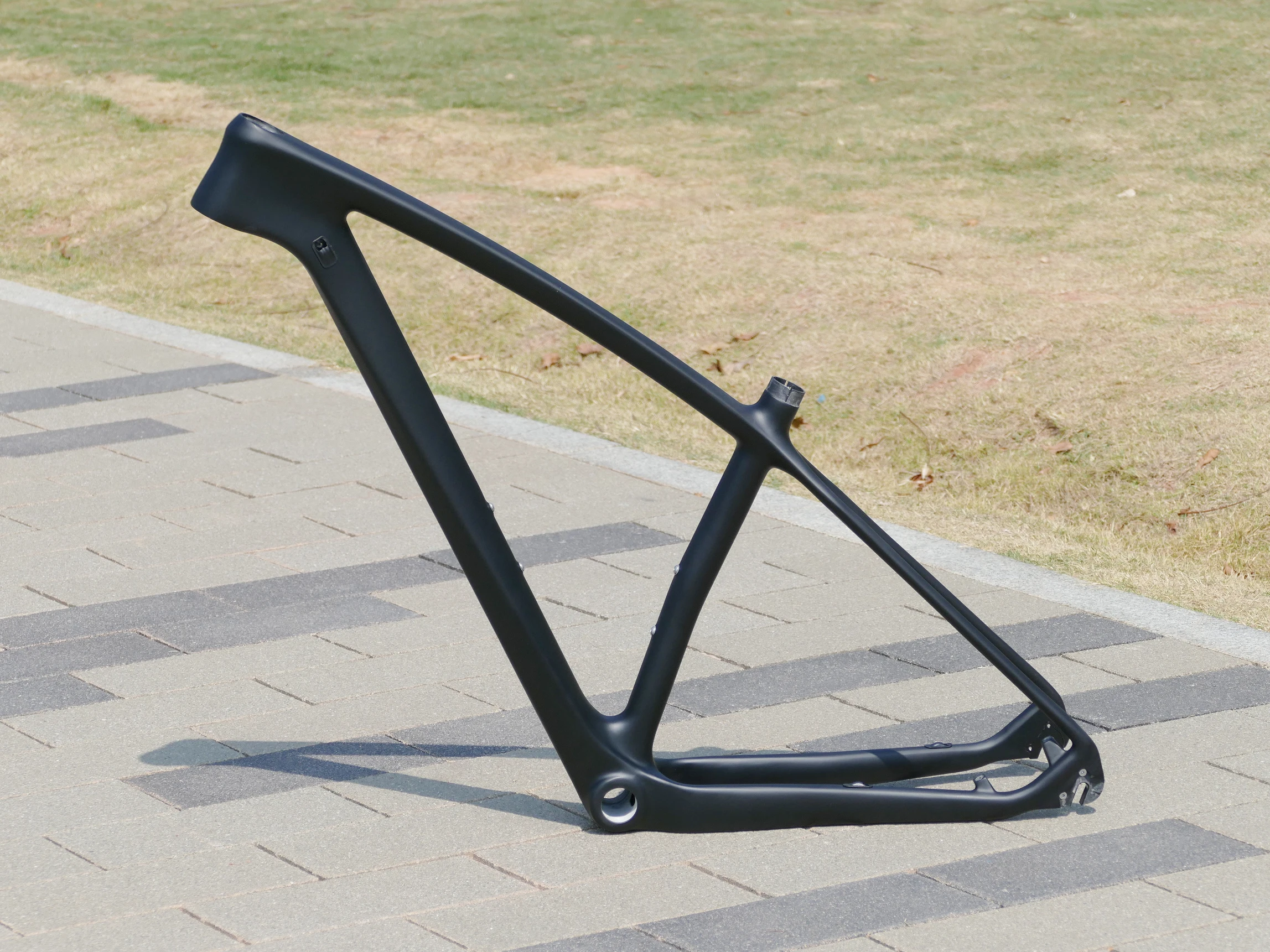 Высококачественная углеродная рама для горного велосипеда 29ER карбоновая 17