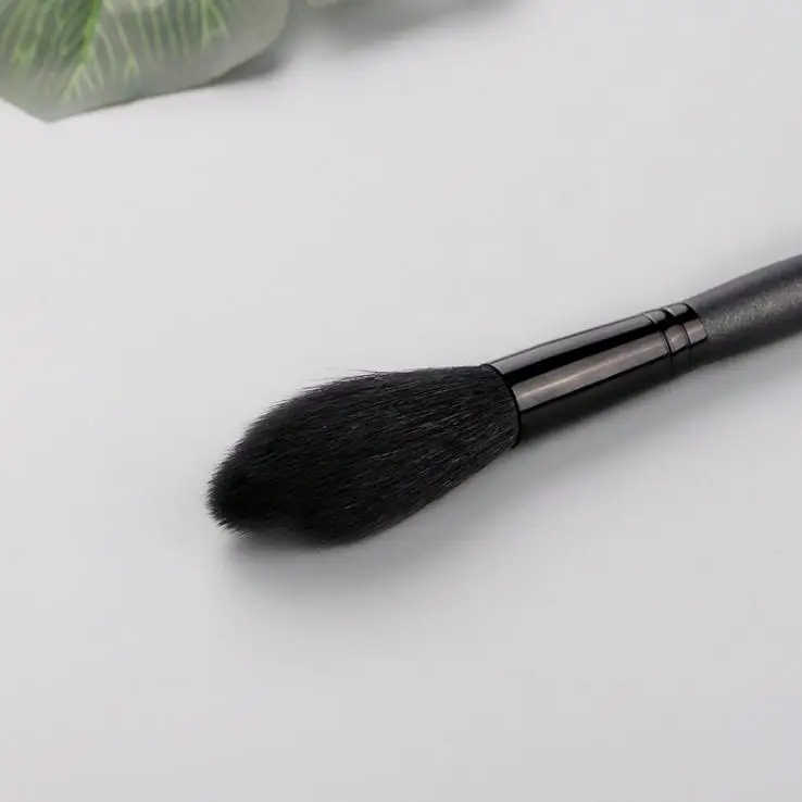 CHICHODO натуральная козья шерсть с длинной ручкой highlighter кисть для смешивания пудры