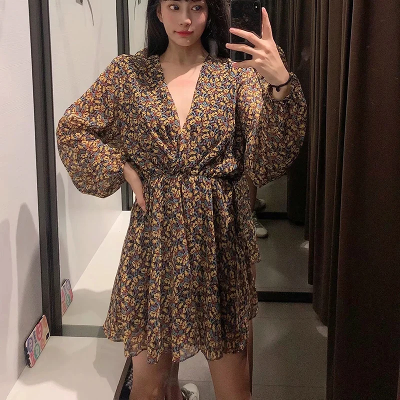 

Women 2020 Chic Fashion Floral Print Pleated Mini Dress Vintage Long Sleeve Elastic Waist Female Dresses