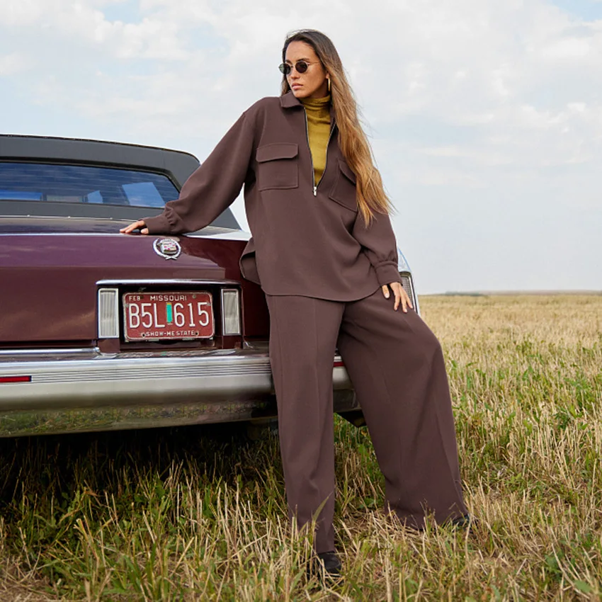 

2021 fall coat European and American retro women's sweater temperament trousers loose western style leisure niche knitting suit