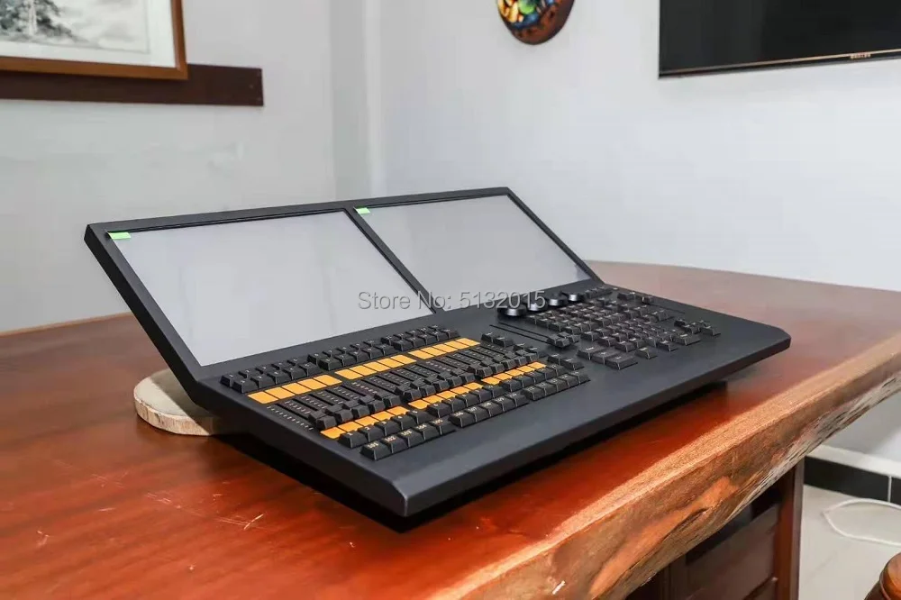 Мини размер Ma освещение консольный контроллер dmx Pro сценическое DJ осветительное оборудование для дискотек 4 ГБ DDR3 1600 ram 14 кг с кофром