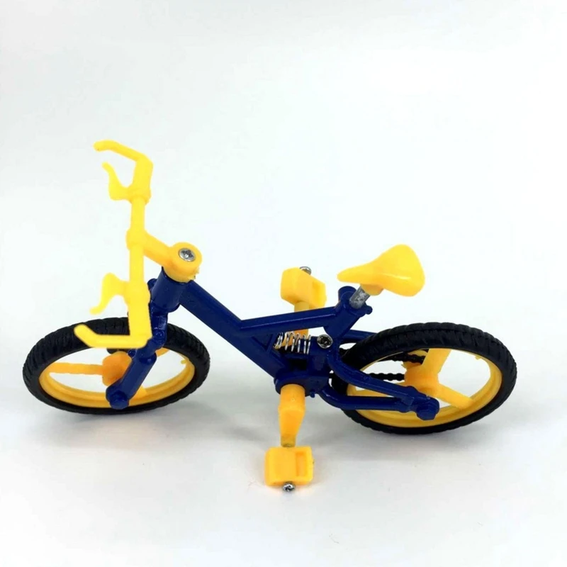 

New MIni Skateboard and Bike Set Finger Skateboard Bike Toy Kids Teen Toy