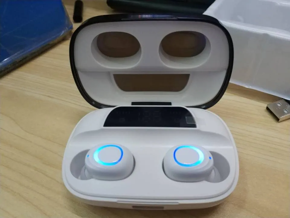 Беспроводные bluetooth наушники 1/2th музыка Спорт гарнитура Bluetooth с зарядным футляром