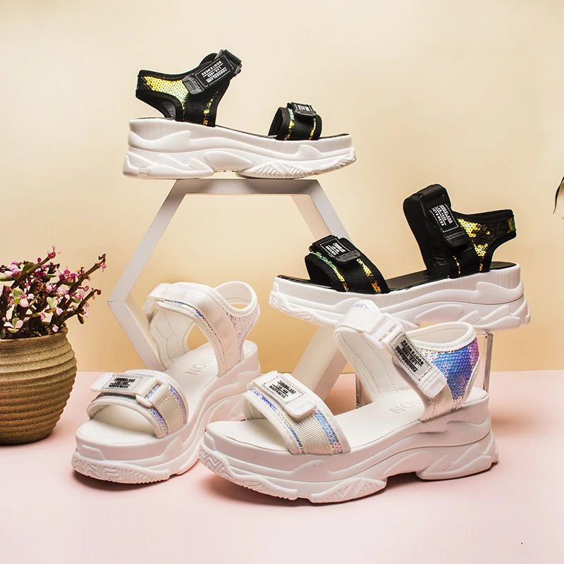 Fujin/летние женские босоножки с пряжкой Цвет черный белый Босоножки на платформе