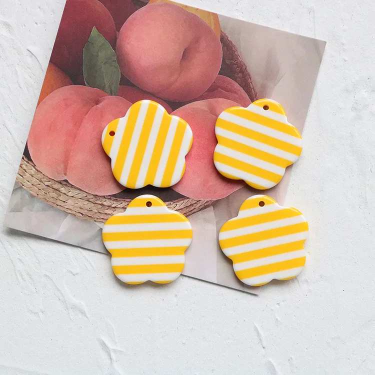 Подвески-цветы из смолы сделай сам для изготовления ювелирных изделий