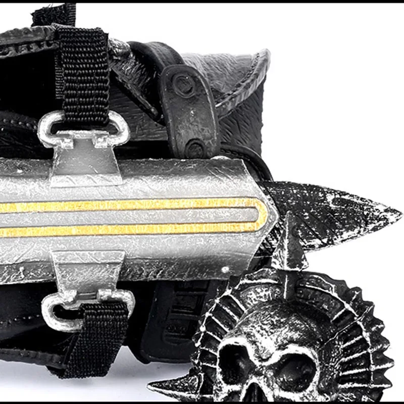 

Hidden Blade Sleeve sword Action Figure assassins Hidden Blade Edward Weapons Sleeves swords Can the ejection kids toy gift