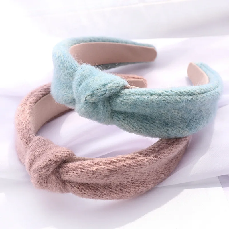 

Solid Color Women Wool Knitting Headband Autumn Winter Cross Knotted Head Hoop Warm Fluffy Hair Hoop Girls Hair Accessories 2020