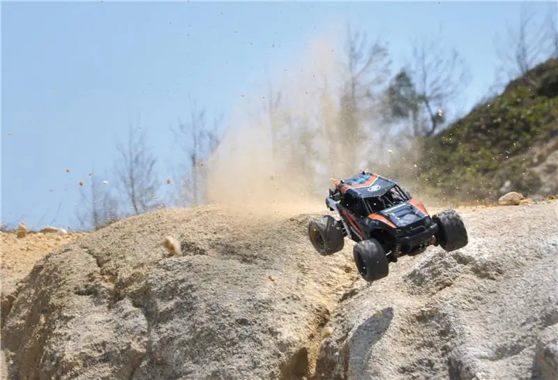 

HS 18311/18312 1/18 40+MPH 2.4G 4CH 4WD High Speed Climber Crawler RC Car Toys