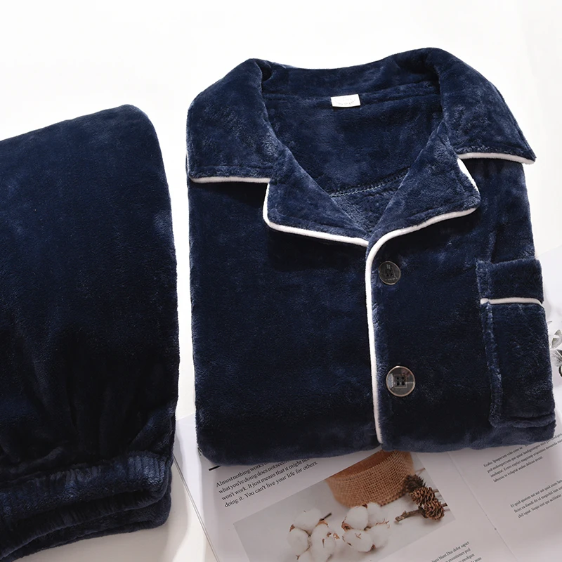 Рисунок 4 - Зимняя пижама из кораллового флиса для мужчин