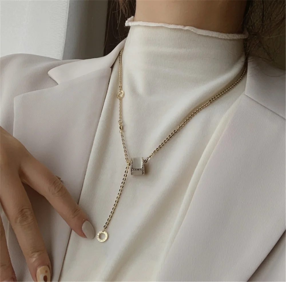 

316L Stainless Steel Micro-inlaid Zircon Korean Fashion Simple Roman Numeral Opal Net Red Necklace No Fade
