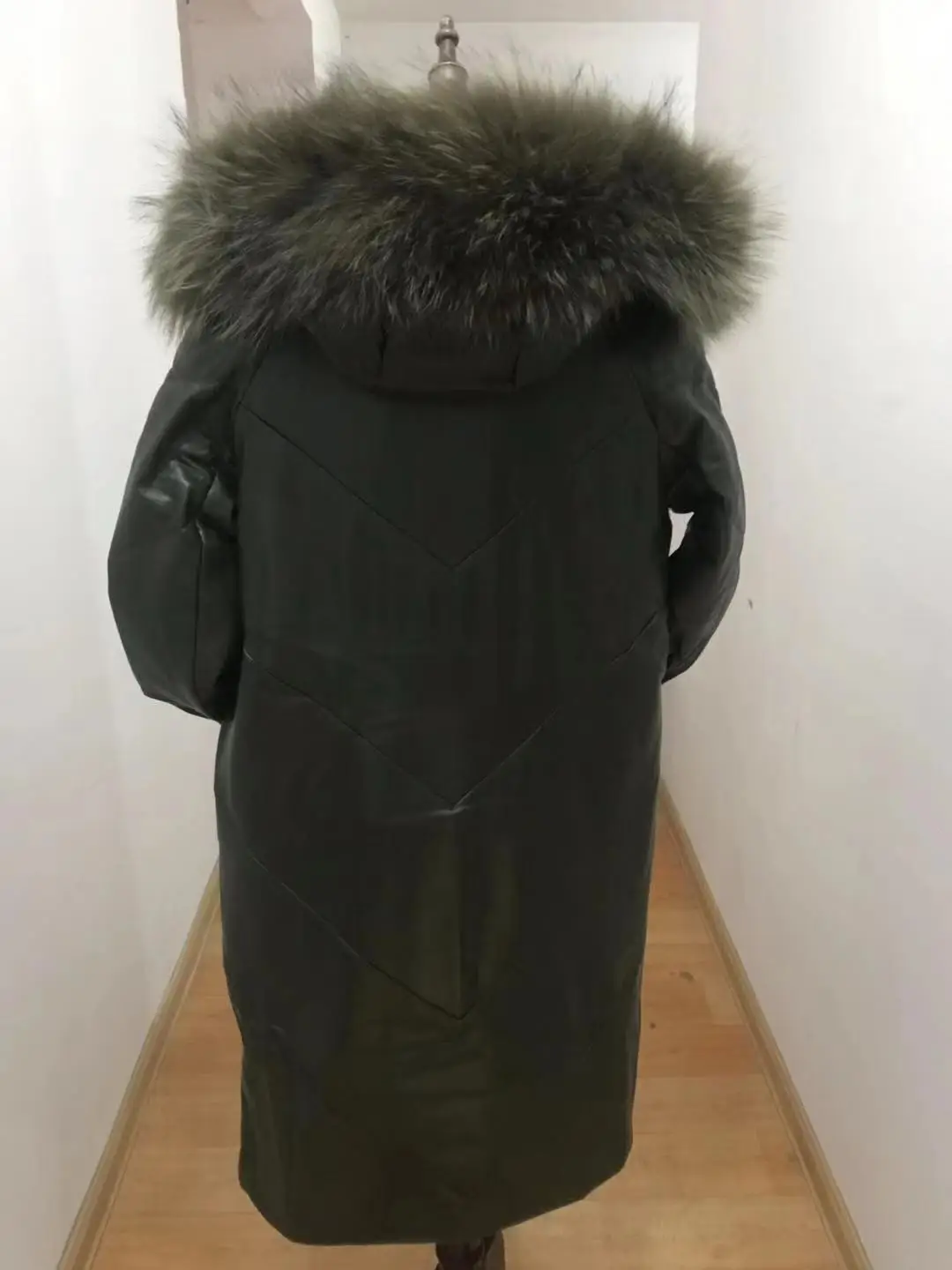 Зимнее модное Брендовое пальто из 90% утиного пуха с капюшоном и большим воротником из натурального меха, женские длинные пуховики из натуральной кожи, большие размеры, wq767
