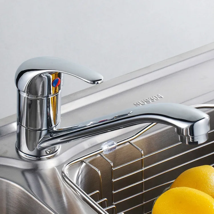 Кран и смеситель для кухонной раковины с современной хромированной отделкой