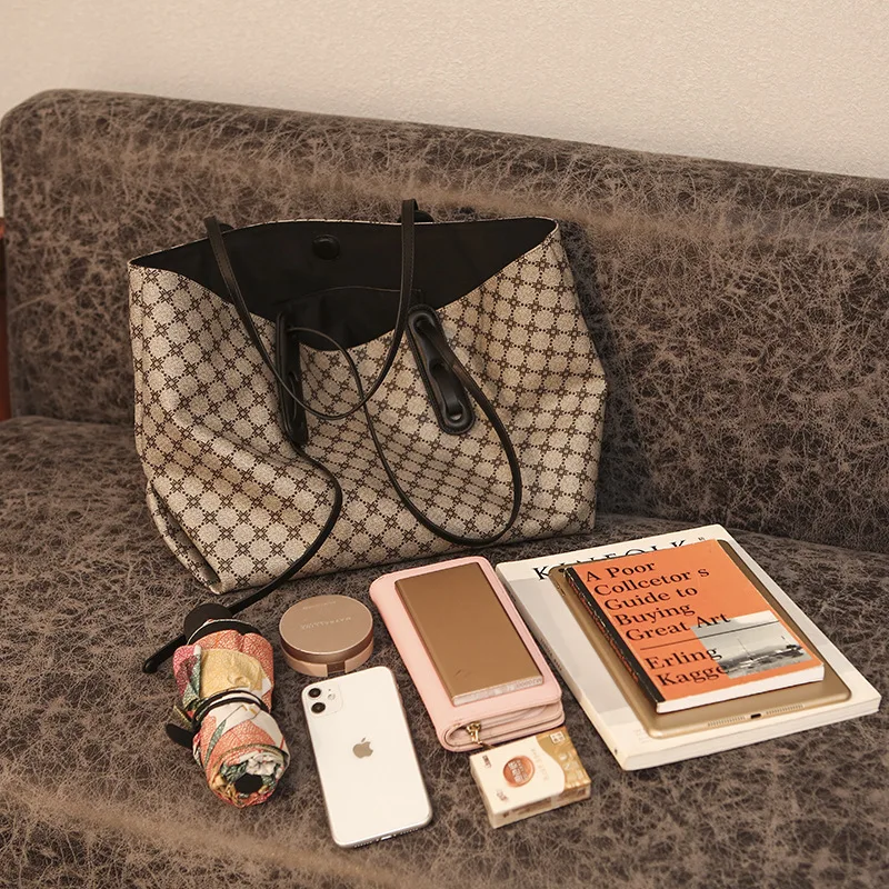 

Large Capacity Women Casual Totes 2020 New Fashion 2in1 Female Bag Set Ladies Purse and Handbag Genuine Leather Shoulder Bags Gg