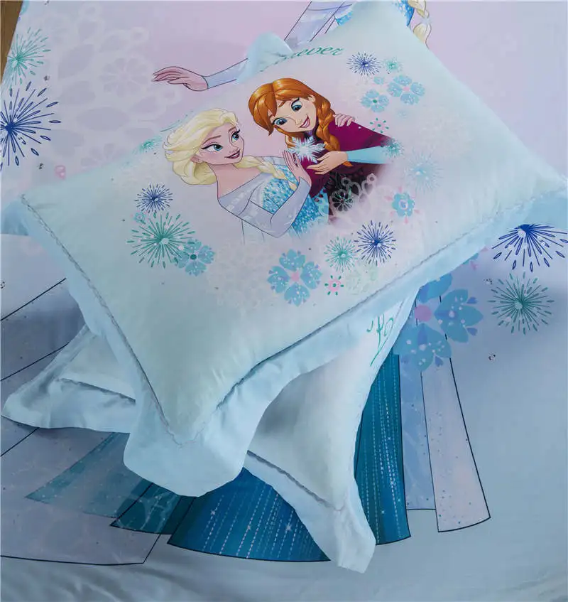 С изображением Эльзы из мультфильма Холодное сердце платье принцессы стеганное