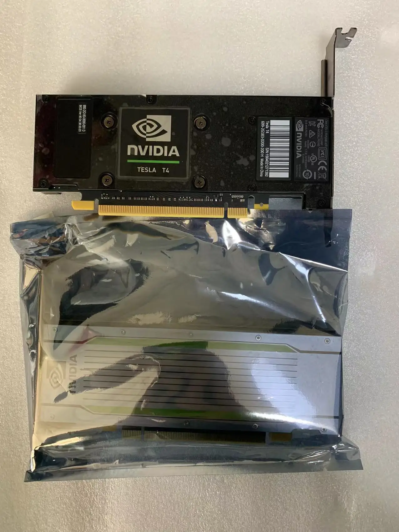 Новая видеокарта вычислений GPU NVIDIA Tesla T4 16G для искусственного интеллекта глубокого обучения AI.