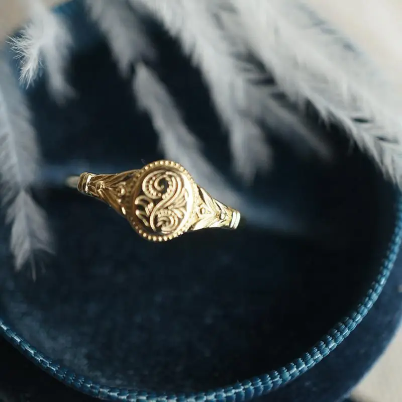 

Новый хвост Феникса, инкрустированный счастливым сокровищами, чтобы избежать зла, трюки, цветение персика, ретро модное изысканное резное к...