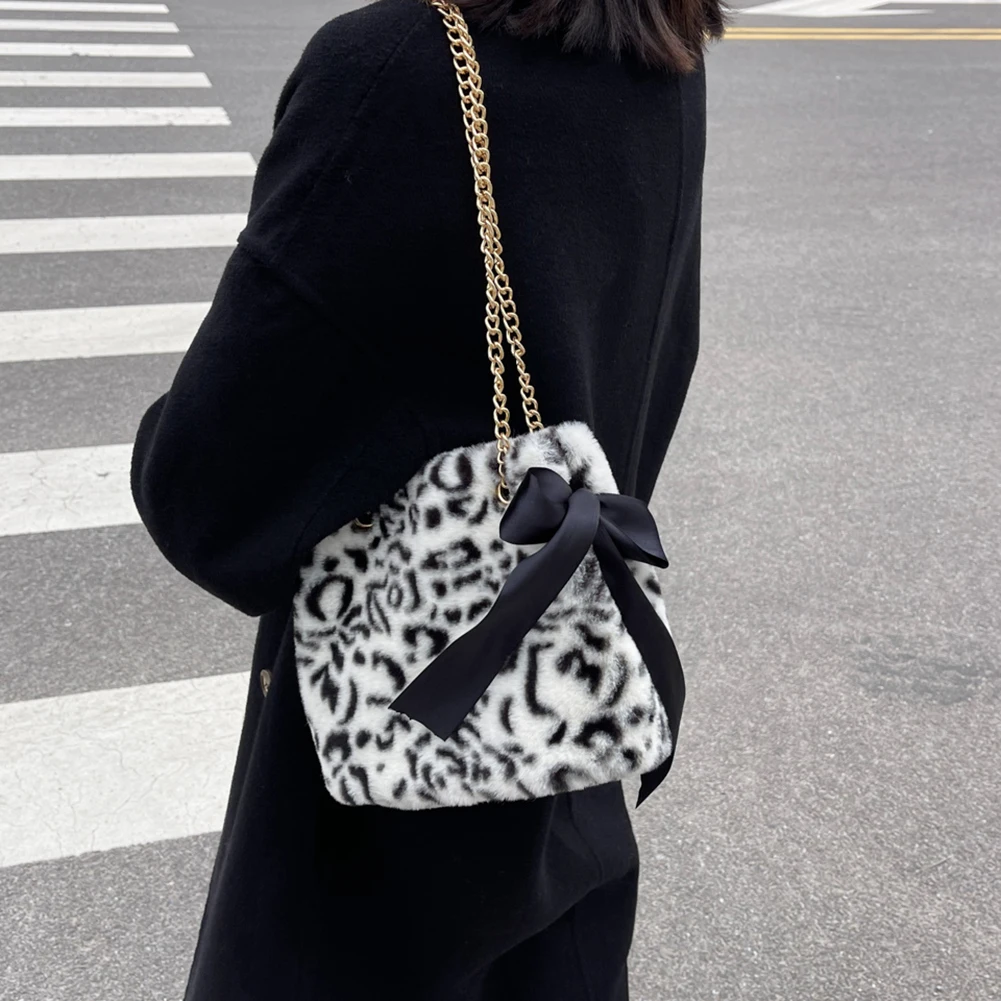 

2022 Women Vintage Leopard Flower Bowknot Shoulder Bag Fashion Winter Plush Chain Handbag Designer Shopper bag Purse Wallet