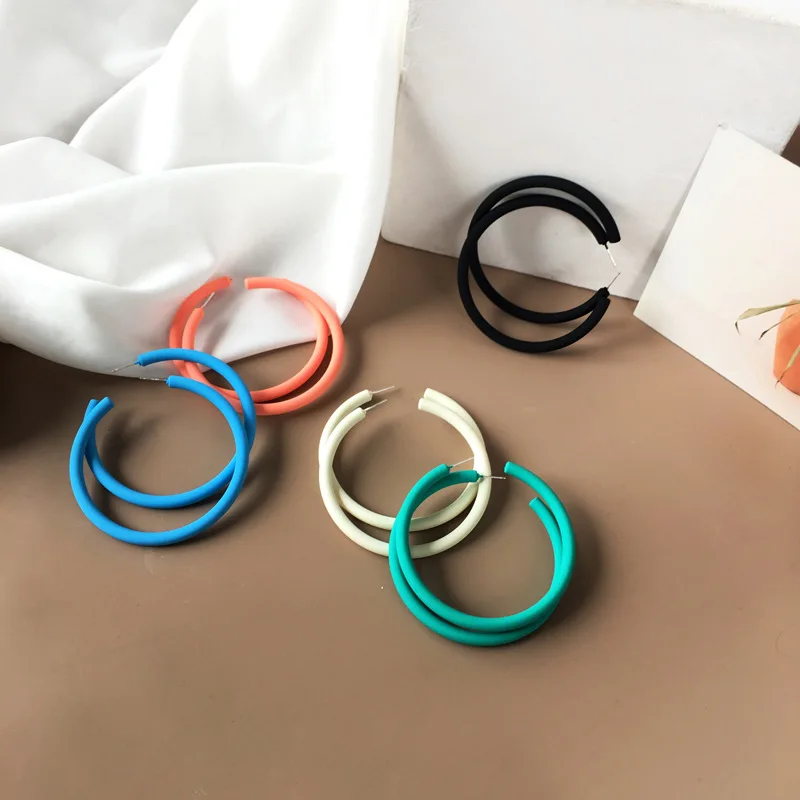 

Exclusive Painted Candy Color Hoop Earrings Women Multicolor Geometric Big Round Circle Earring Party Statement Jewelry