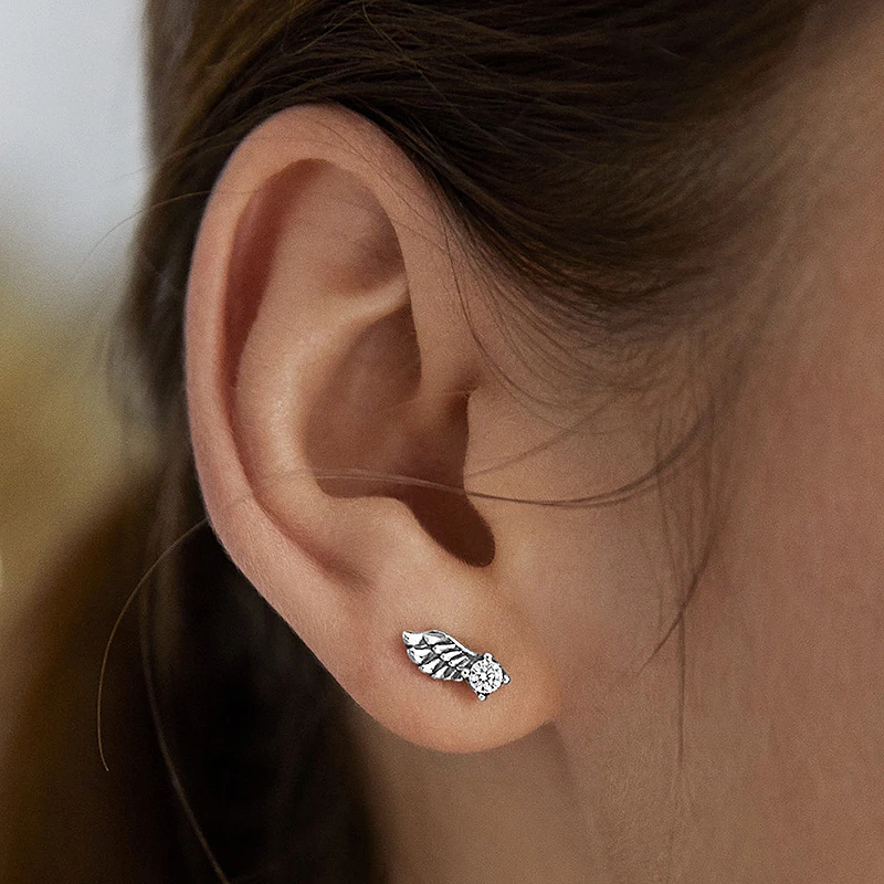 

CUTEECO 2019 New Shining Angel Wings Zircon Earrings For Women Elegant Stud Earrings Fashion Jewelry Accessories Gifts