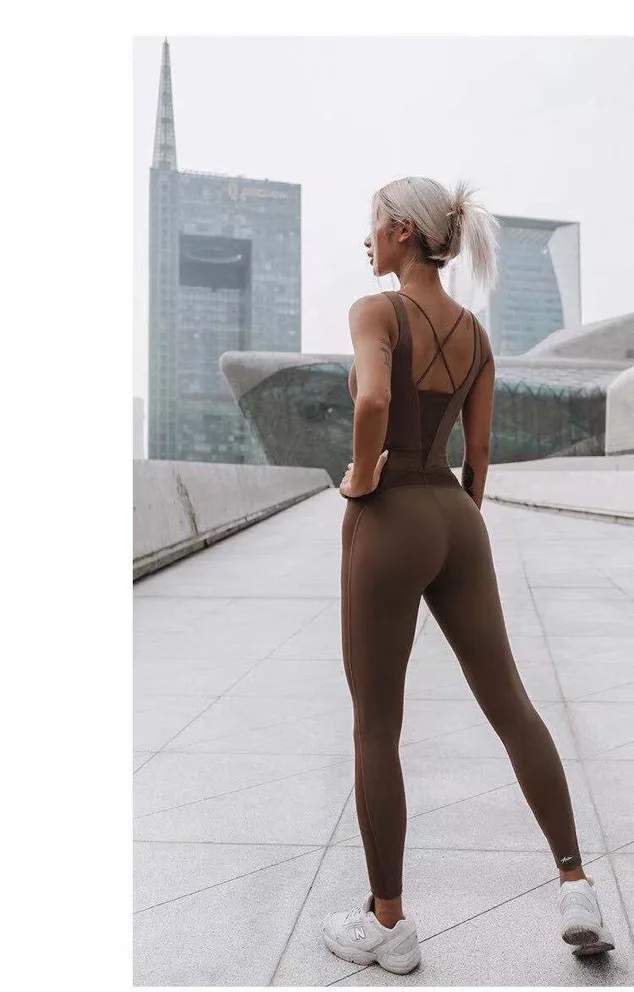 

Back Cross Mesh Patchwork Yoga Jumpsuits Professional Nylon High Stretch Bodysuits With Chest Pads Sportswear One-Pieces Rompers