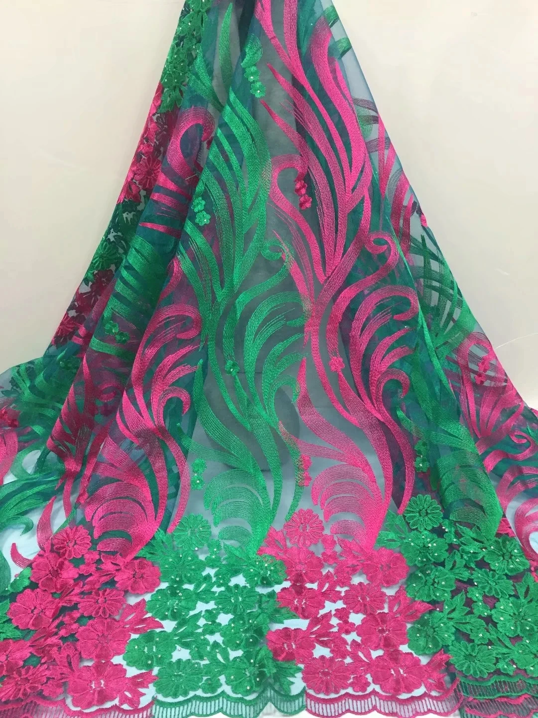 

Latest African Mesh Laces French Tulle Lace Fabric With Embroidery High Quality Nigerian Net Guipure Lace Fabric For Party Dress