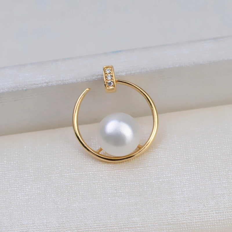 Рисунок 2 - Подвеска из 18-каратного желтого золота