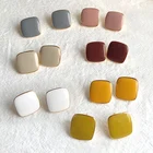 Женские квадратные серьги-гвоздики, черные, белые, желтые минималистичные серьги с эмалью в Корейском стиле, 2022