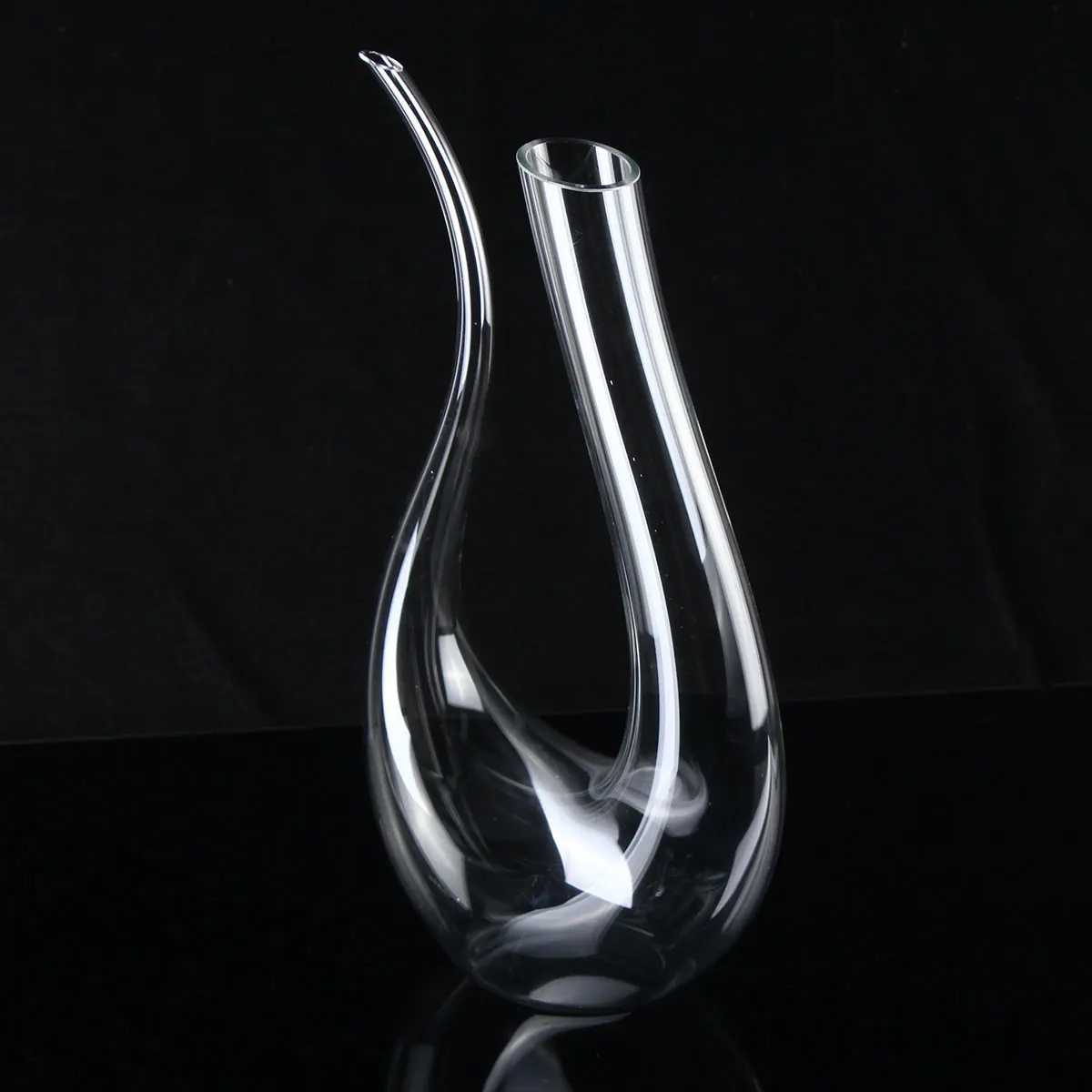 

1500ml U-shaped Horn Wine Decanter Handmade Crystal Wine Brandy Champagne Glasses Decanter Bottle Jug Pourer Aerator For Family