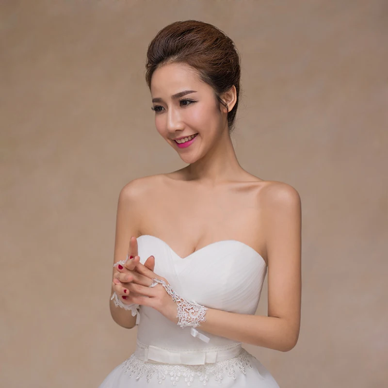 Недорогие свадебные перчатки для невесты без пальцев с бисером и кристаллами