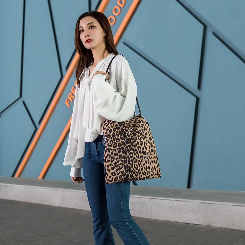 Новая женская сумка женские сумки леопардовая Повседневная Сумка тоут для