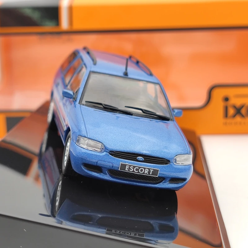 IXO 1:43 для Ford Escort Turnier 1996 CLC364N литые модели автомобилей коллекция игрушки в подарок