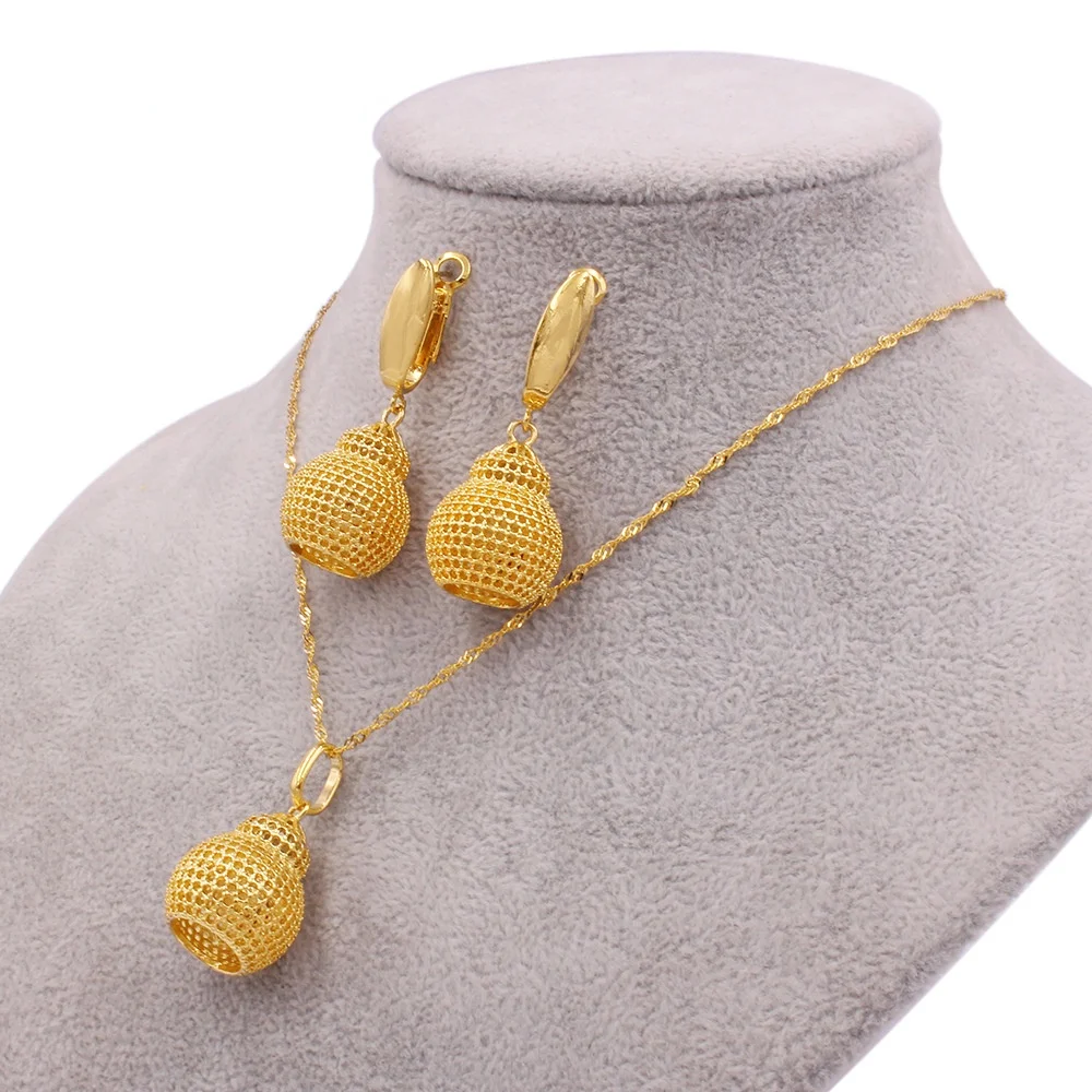 

Plated 24K Yellow Gold Bridal Luxury Jewelry Set for Women Hip Hop Rock Ladies Necklace Chain Pendant Earrings Jewelry Gifts