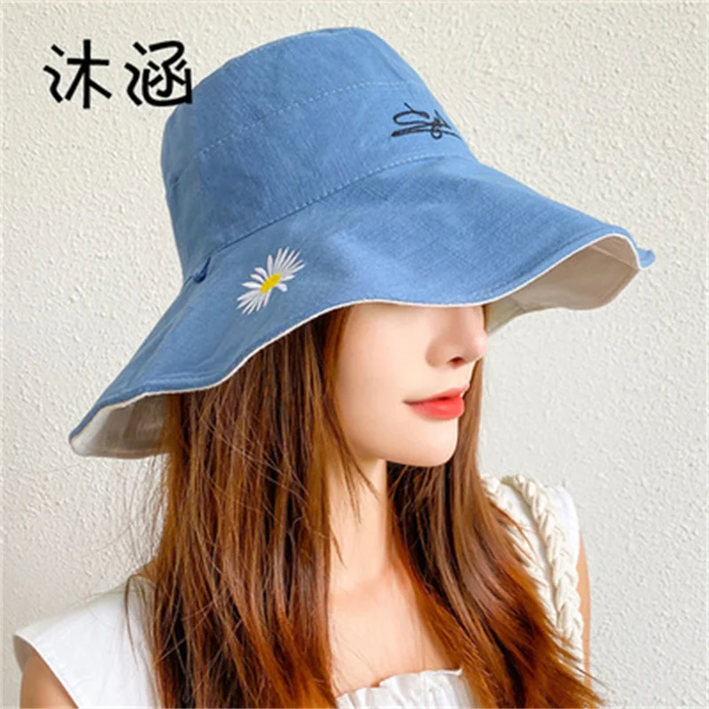 

2021 spring, summer and autumn models embroidered small daisy big brim fisherman hat 54-56cm summer double-sided wear summer sun