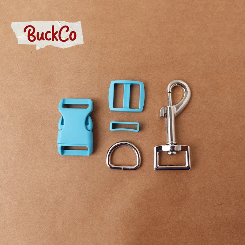 (Пластиковая пряжка + Тройная крышка + квадратный держатель + D-кольцо + металлическая застежка для собаки/набор) 4,5 комплектов высококачественных деталей для ошейника для собак светло-голубого цвета 20 мм