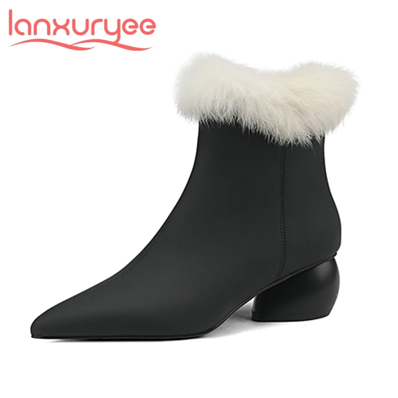 

Милые зимние ботинки Lanxuryee из микрофибры с острым носком зимние плюшевые сохраняющие тепло Необычные полусапожки на среднем каблуке для мо...