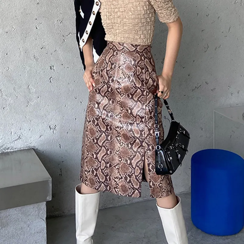 

Korean Women Skirts Woman Leopard Print Skirts for Women High Waist Split Skirt Woman PU Leather Skirt Faldas Mujer Moda 2021